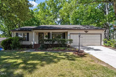 5520 Newberry Dr, Raleigh, NC 27609