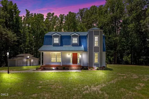 573 Smiths Winding Ln, Pikeville, NC 27863
