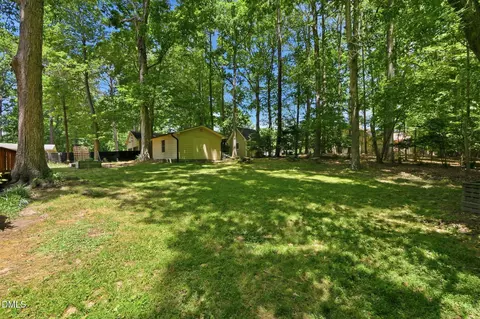 Exterior - 2910 Beech Grove Dr, Durham, NC 27705 photo 6 of 10
