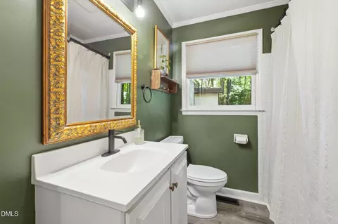Bath - 2910 Beech Grove Dr, Durham, NC 27705 photo 3 of 3