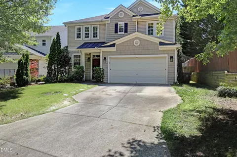 632 Steedmont Dr, Holly Springs, NC 27540