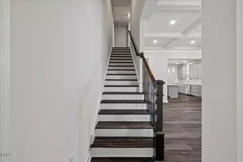 Entry Way - 2101 Cheek Rd, Durham, NC 27704 photo 7 of 8