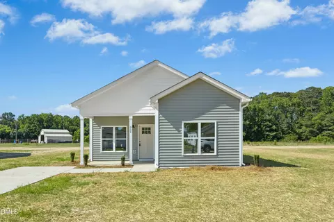 904 Butler Dr, Erwin, NC 28339