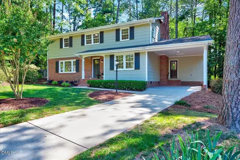 1022 Clare Ct, Cary, NC 27511