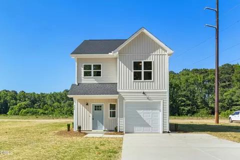 906 Butler Dr, Erwin, NC 28339