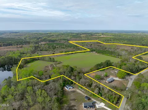 6493 River Rd, Fuquay Varina, NC 27526