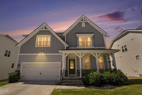 132 Woodstaff Ave, Wake Forest, NC 27587