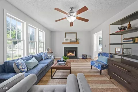 Living - 35 E Boxley Dr, Wendell, NC 27591 photo 1 of 2