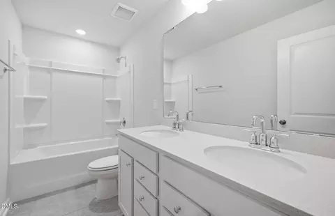 Bath - 121 Verlands Way, Garner, NC 27529 photo 4 of 4