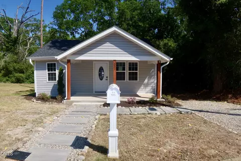 331 Cross Creek St, Fayetteville, NC 28301