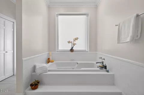 Bath - 32 Chippers Way, Durham, NC 27705 photo 1 of 5