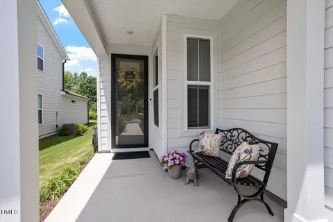 90 Shadowbrook Trl, Clayton, NC 27520