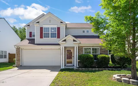 7504 Brighton Village Dr, Raleigh, NC 27616