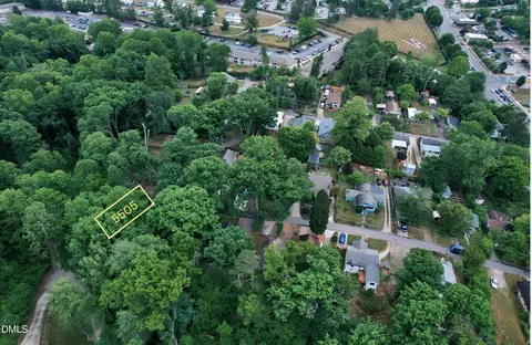99999 Knauth Rd, Asheville, NC 28805