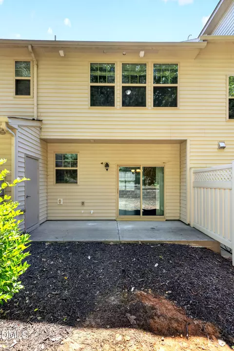 Exterior - 74 Pocono Dr, Durham, NC 27705 photo 7 of 11