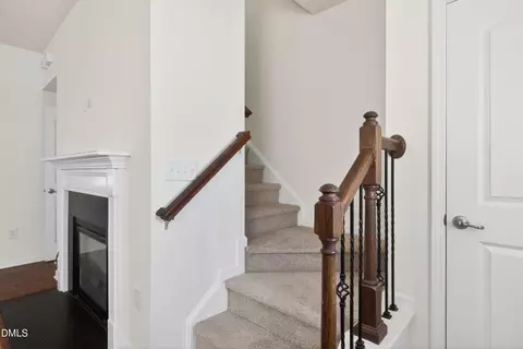 Entry Way - 74 Pocono Dr, Durham, NC 27705 photo 2 of 5