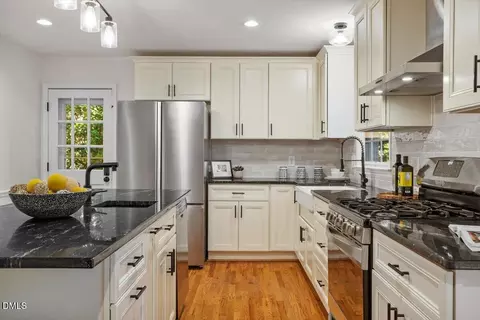 Kitchen - 308 Rustic Rdg, Cary, NC 27511 photo 4 of 6