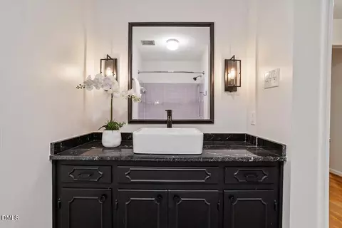 Bath - 308 Rustic Rdg, Cary, NC 27511 photo 4 of 6