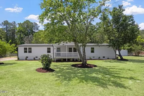 3356 Dandelion Ln, Fayetteville, NC 28306