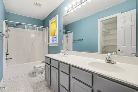 Bath - 936 Borage Dr, Wake Forest, NC 27587 photo 2 of 2