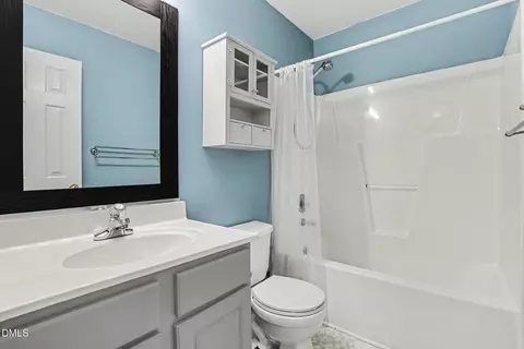 Bath - 936 Borage Dr, Wake Forest, NC 27587 photo 1 of 2