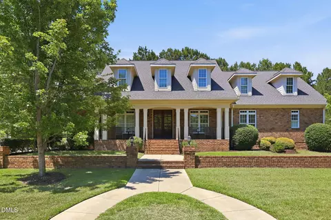 106 Meadow Oak Ln #2, Garner, NC 27529