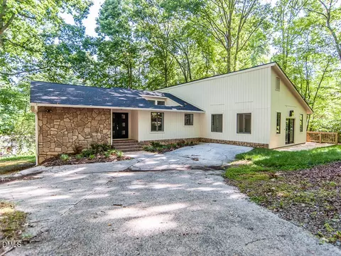 2004 Brocton Pl, Durham, NC 27712