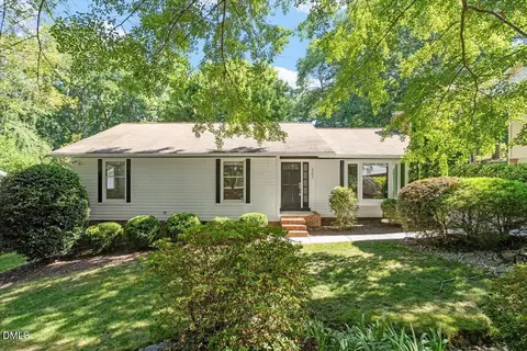 307 Wyatts Pond Ln, Cary, NC 27513