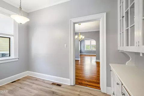 Dining - 309 N Gregson St, Durham, NC 27701 photo 4 of 4