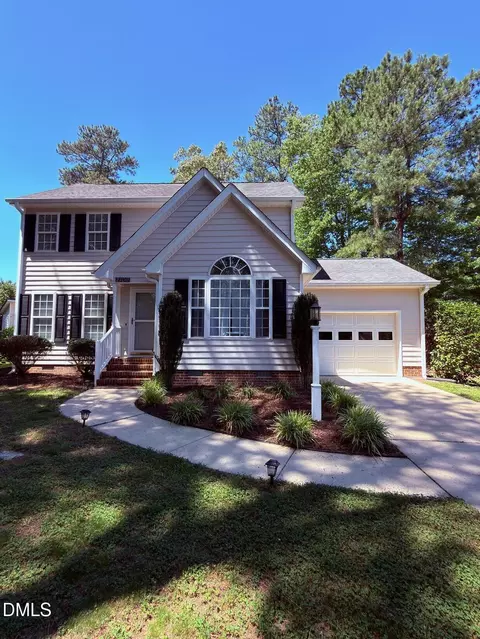 2100 Bridgeport Cir, Sanford, NC 27330