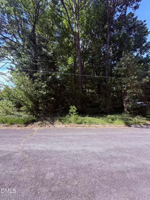 1303 Ross Ave, Greensboro, NC 27406