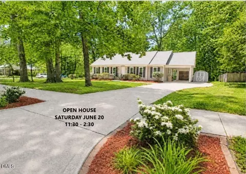 1216 Haddington Dr, Cary, NC 27511