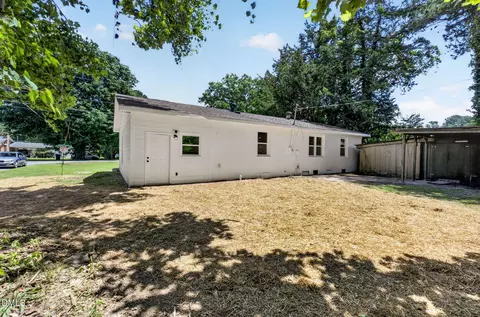 Exterior - 210 E Crestview Dr, Smithfield, NC 27577 photo 1 of 1