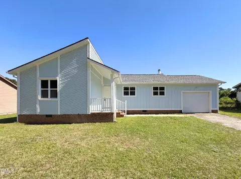 1843 Berriedale Dr, Fayetteville, NC 28304