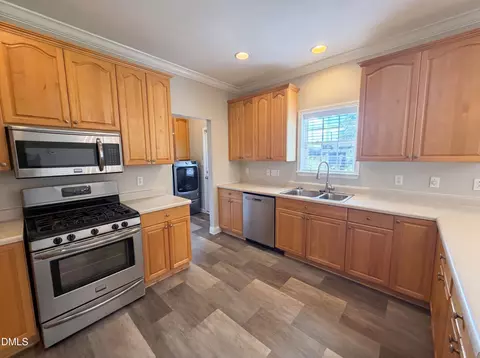 3622 Gibson Rd, Durham, NC 27703 photo 6