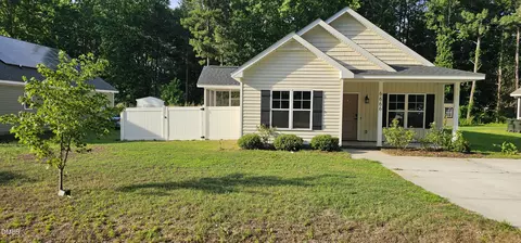 6666 Wall St, Sims, NC 27880