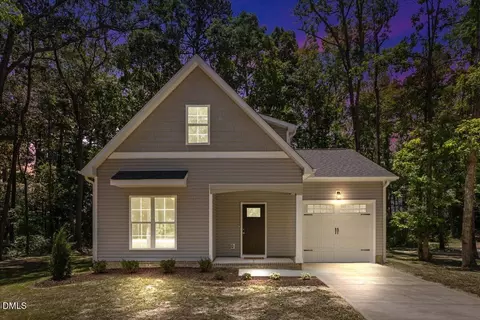 89 Mitchner Dr, Smithfield, NC 27577