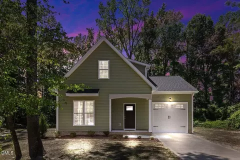 93 Mitchner Dr, Smithfield, NC 27577