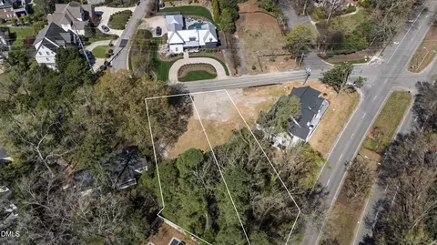 107 Edenburgh Rd, Raleigh, NC 27608