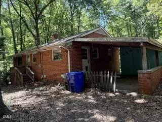 404 Barclay Rd, Chapel Hill, NC 27516