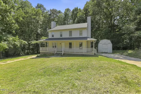 105 107 Chevis Dr, Cary, NC 27513