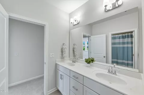 Bath - 7167 Crested Iris Pl, Durham, NC 27703 photo 5 of 6