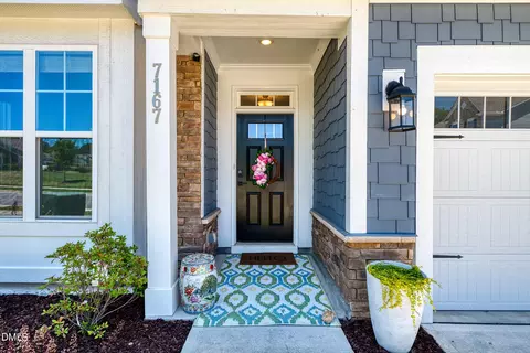 Exterior - 7167 Crested Iris Pl, Durham, NC 27703 photo 2 of 6