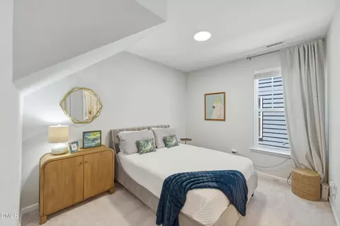 Bedroom - 7167 Crested Iris Pl, Durham, NC 27703 photo 1 of 6