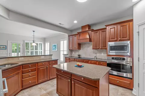 Kitchen - 313 Beckingham Loop, Cary, NC 27519 photo 3 of 3