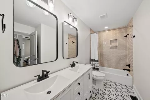 Bath - 5314 Quail Meadow Dr, Raleigh, NC 27609 photo 2 of 2