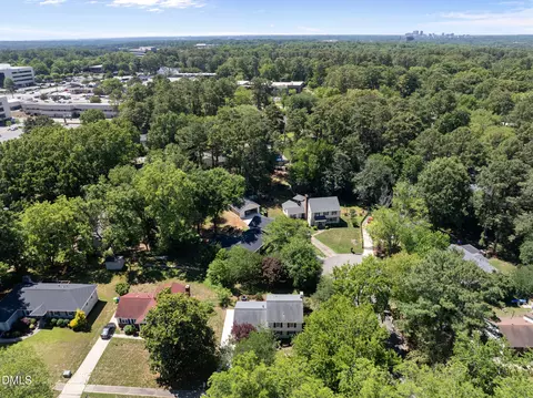 View/Area - 5314 Quail Meadow Dr, Raleigh, NC 27609 photo 1 of 3