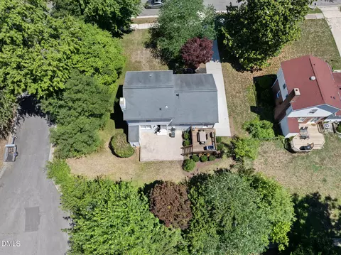 View/Area - 5314 Quail Meadow Dr, Raleigh, NC 27609 photo 2 of 3