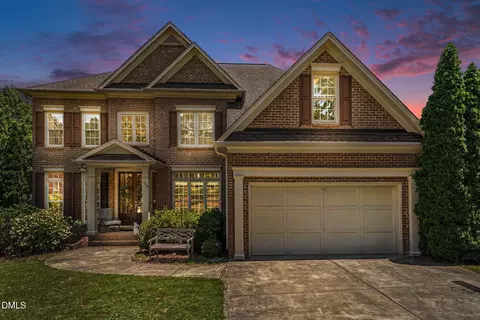 1109 Grogans Ml, Cary, NC 27519