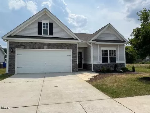 1300 London Meadow Way, Fuquay Varina, NC 27526